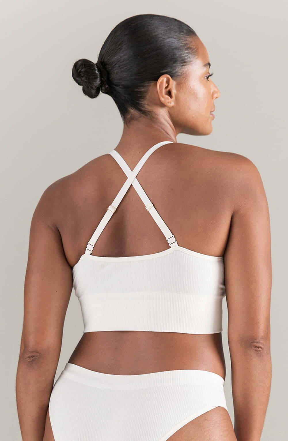 The TENCELâ„¢ Seamless Bralette White Sand